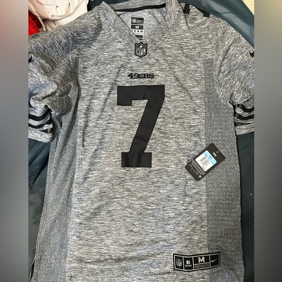 Men's San Francisco 49ers Colin Kaepernick Nike Gray/Black Limited Jersey ✊🏿7️⃣ - Picture 1 of 3